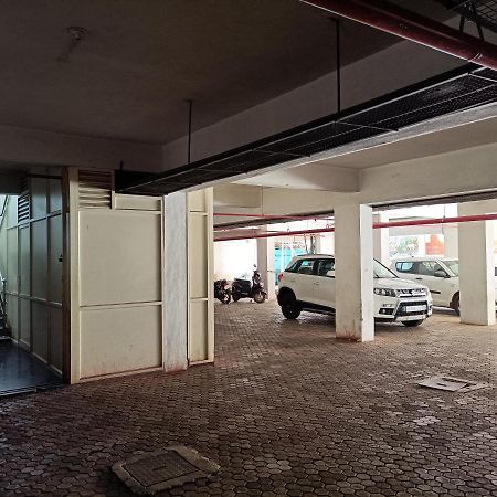 Hotel Green Park Suites Manipal Exteriör bild