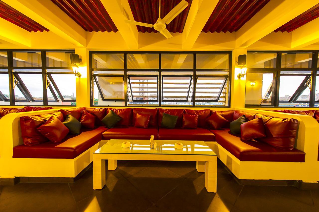 Hotel Green Park Suites Manipal Exteriör bild
